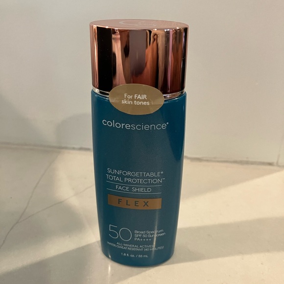 COLORESCIENCE SUNFORGETTABLE TOTAL PROTECTION - shade fair - Picture 3 of 6